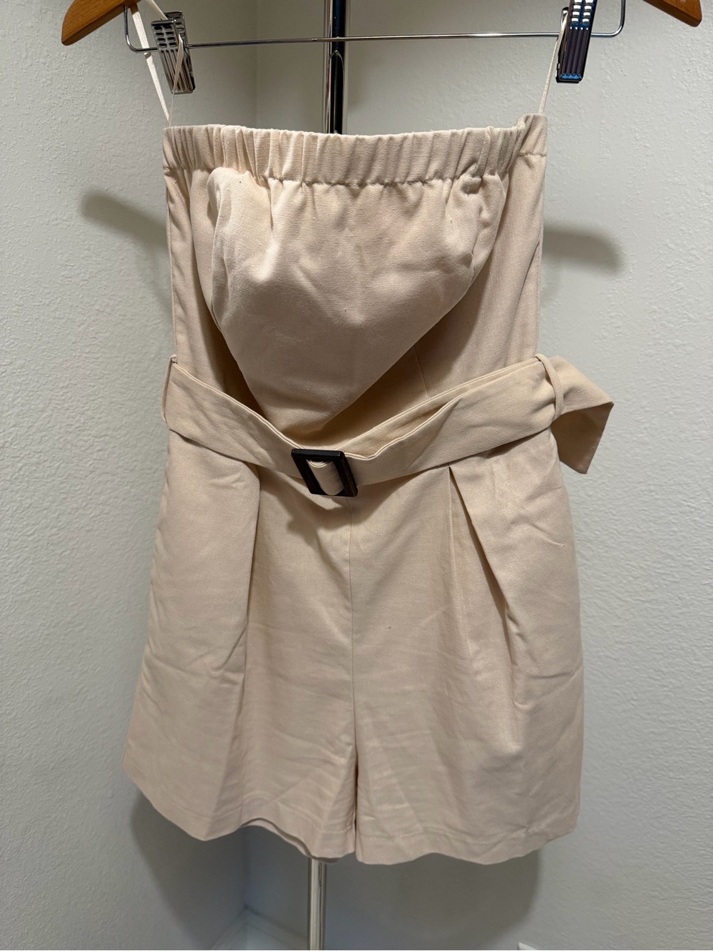 Strapless Belted High-Waist Cream Women’s Short Romper